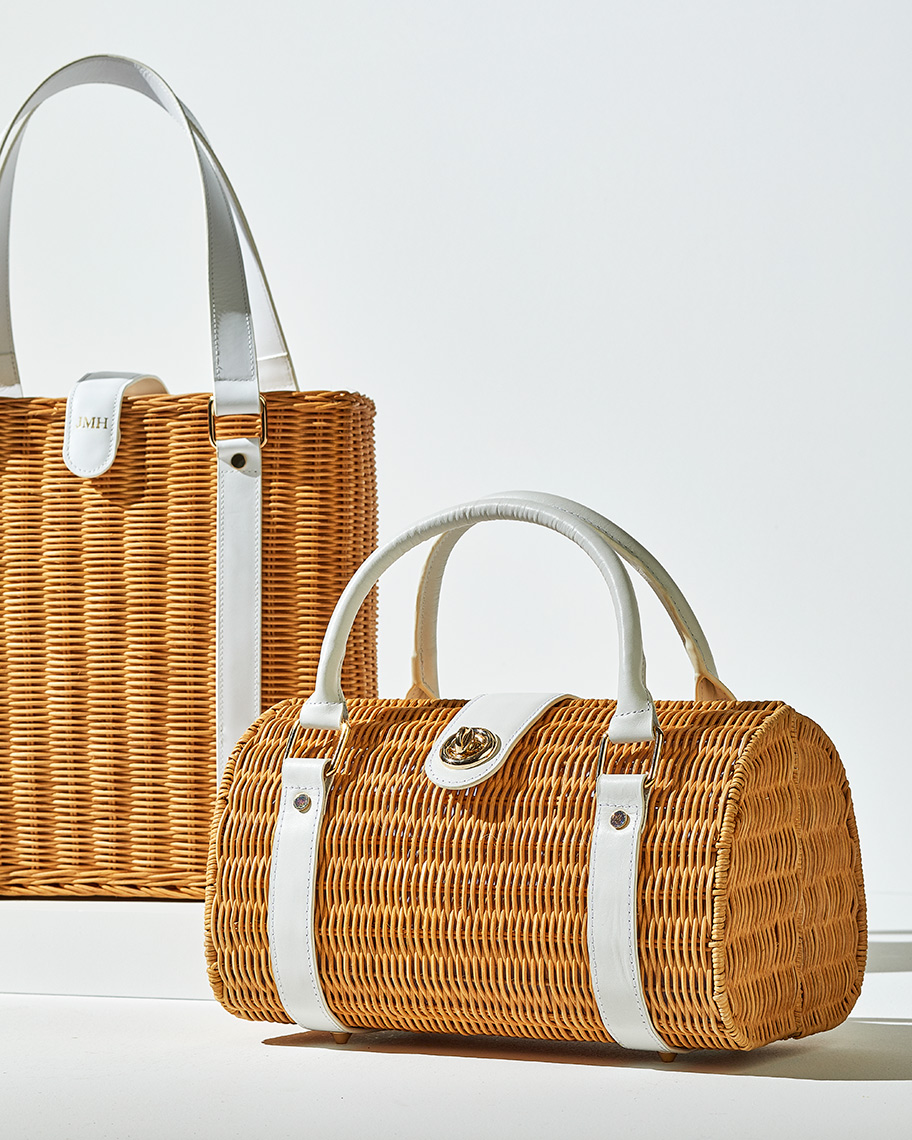 Isla_Roll_Bag_Tote_White_FC_SU19crop4x5