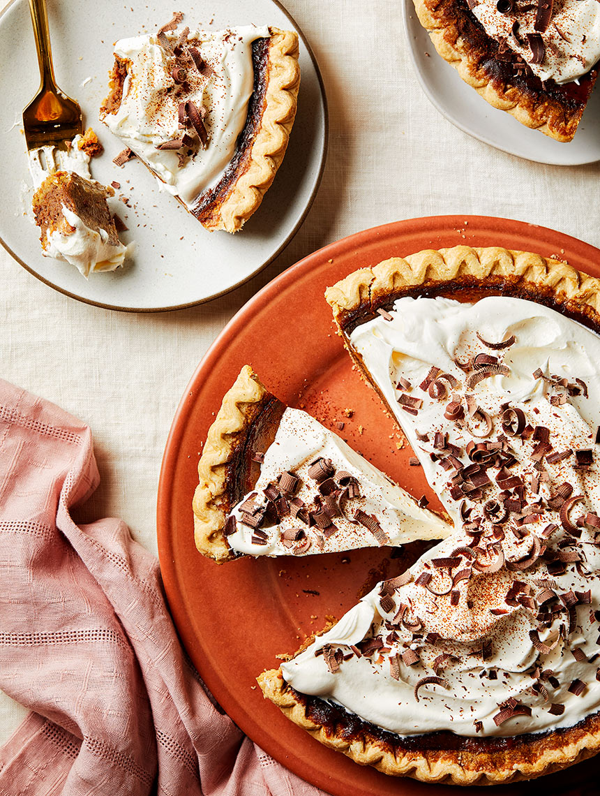 mexican-chocolate-pumpkin-pie-crop